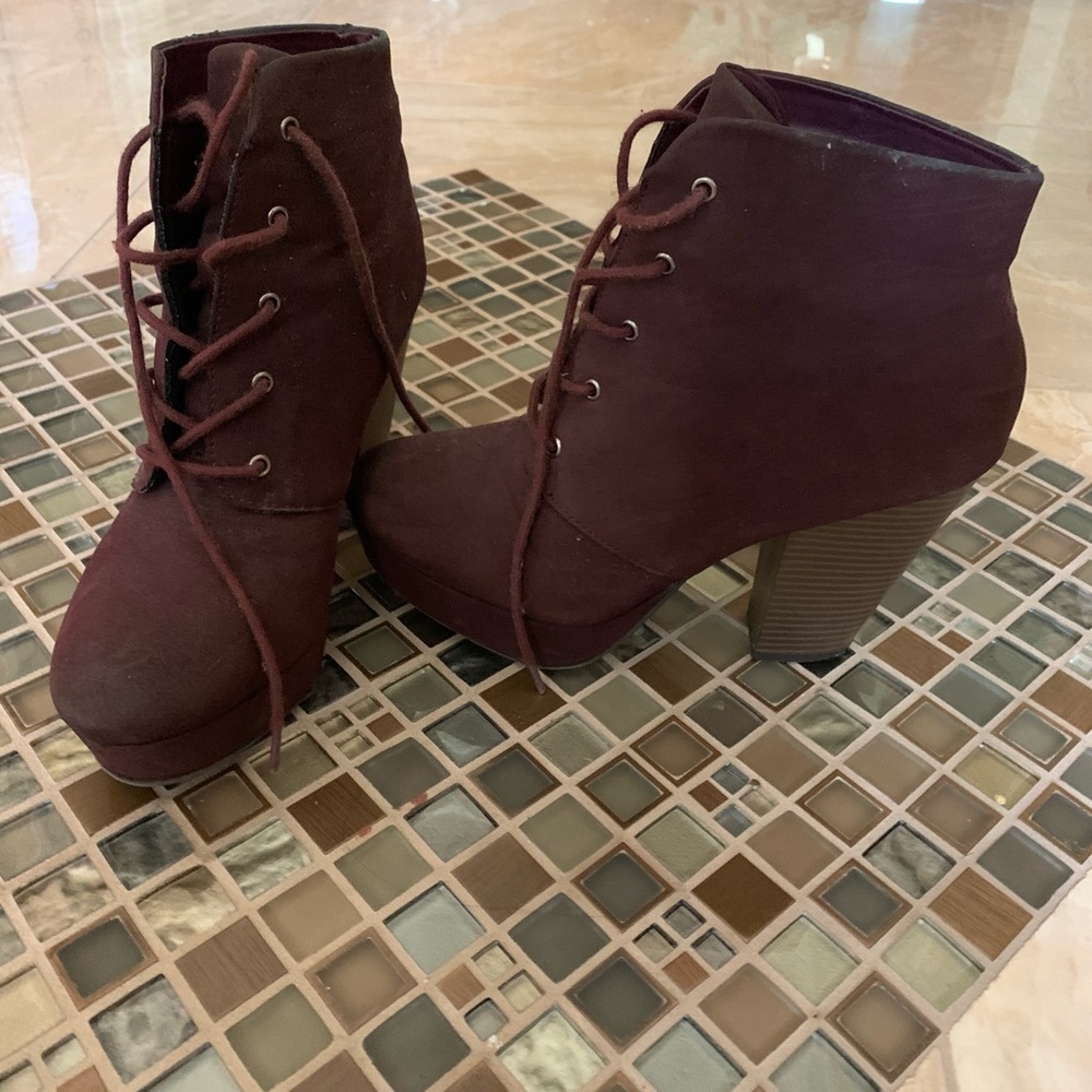 Steve Madden boots